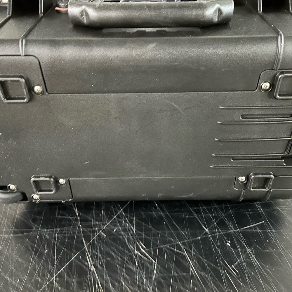 Pelican Air Black Camera Case - Picture 3 of 4